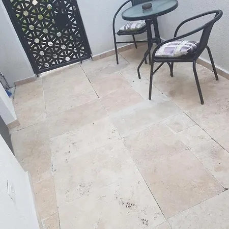 Studio Ena Eni Διαμέρισμα