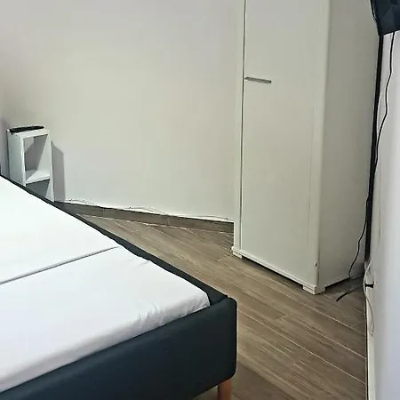 Studio Ena Eni Apartment